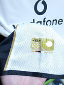 Camisa Retrô Manchester United 2001/2002 100th 24/25 - 2 em 1